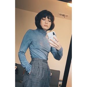 Marble Dye Turtle Neck